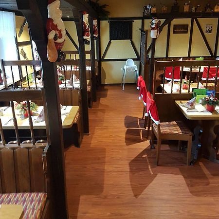 Hotel-Restaurant Zum Knurrhahn Voslapp ภายนอก รูปภาพ